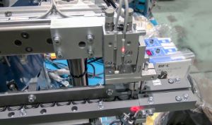 ゴム用のパーツフィーダ_Oリング用パーツフィーダー（エスケープ付き）